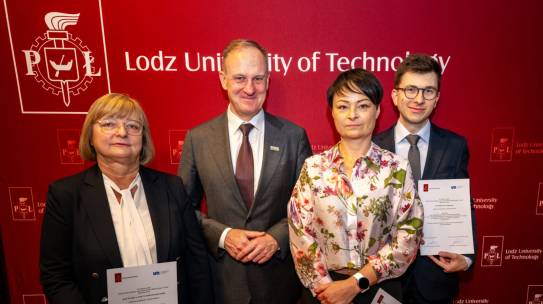 Prof. dr hab. Urszula Lewandowska, dr n. med. Katarzyna Owczarek i lek. Miłosz Caban laureatami Nagrody za Najlepszą Wspólną Publikację